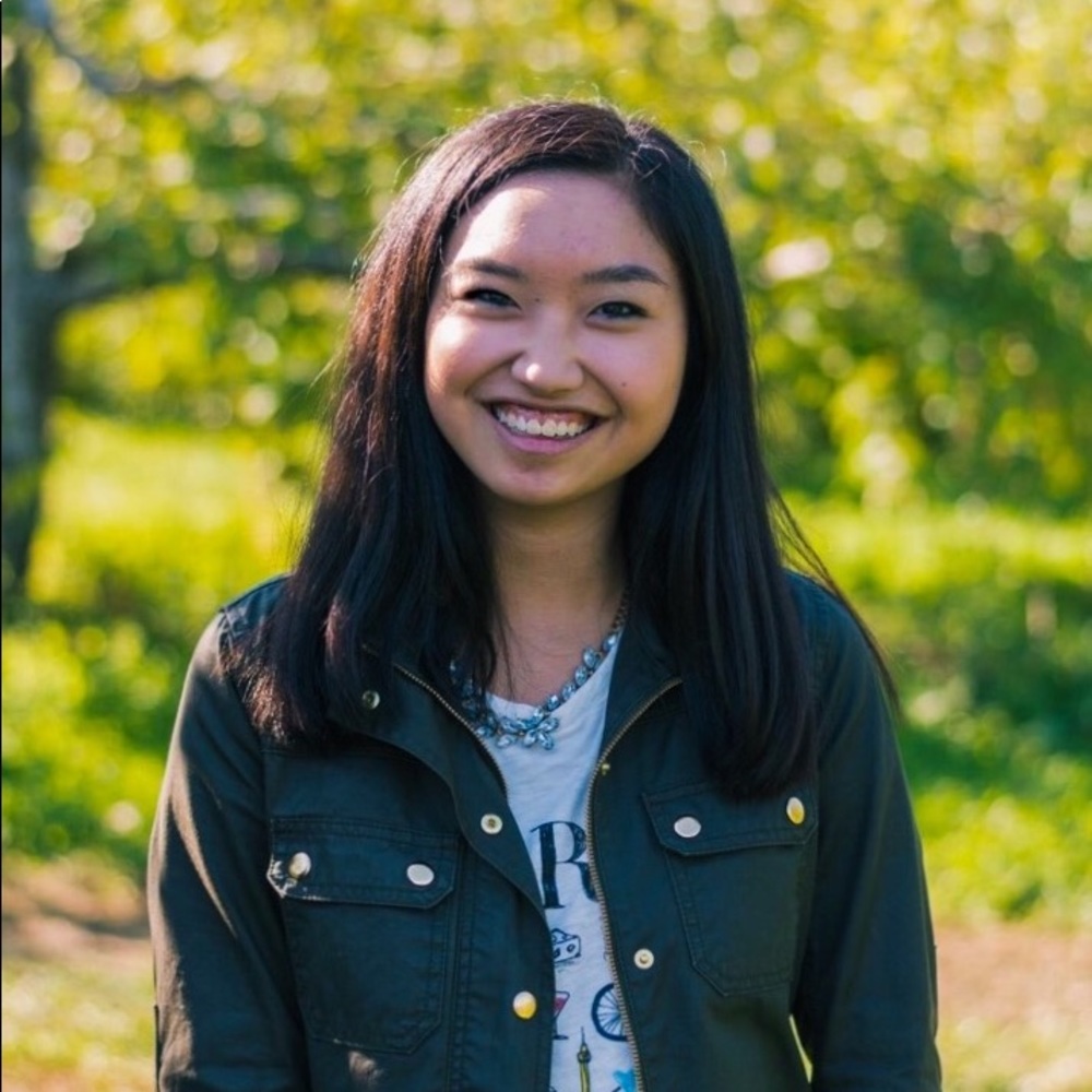 Meet your Posher, Emily